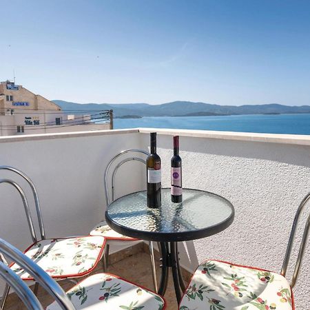 2 Bedroom Lovely Apartment In Komarna Klek Exterior photo